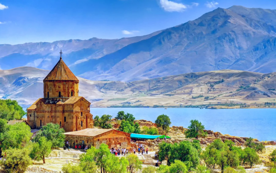 تور وان در گرگان